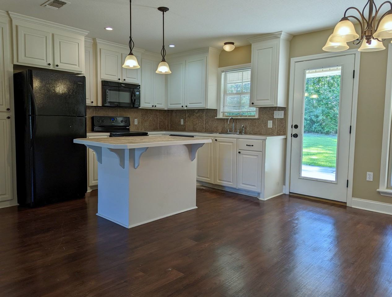 42 Planted Pine Dr - Photo 2 of 16