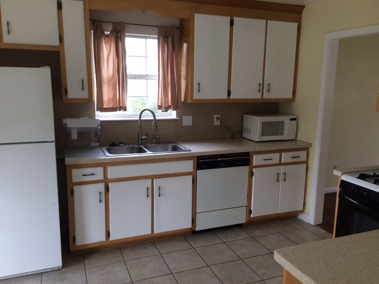 735 Trails Ln - Photo 2 of 21