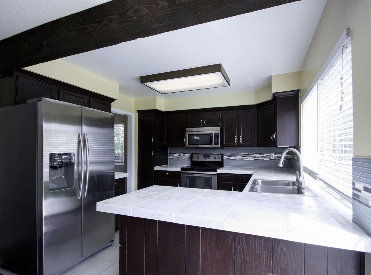 8298 S Syracuse Ct - Photo 4 of 20