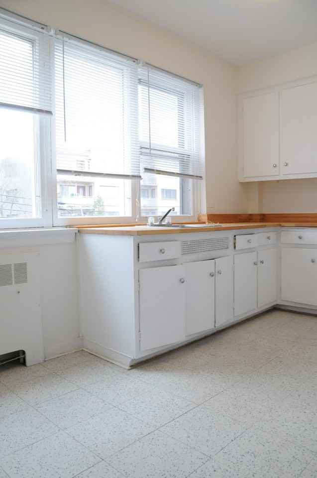 3405 Place Decelles - Photo 2 of 33