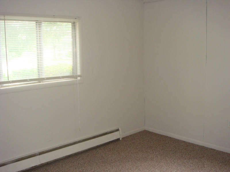 1100 W Campus Dr #3 - Photo 3 of 7