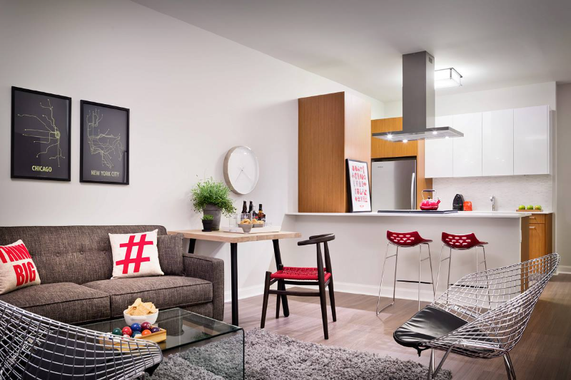 644 N Lake Shore Dr - Photo 3 of 10