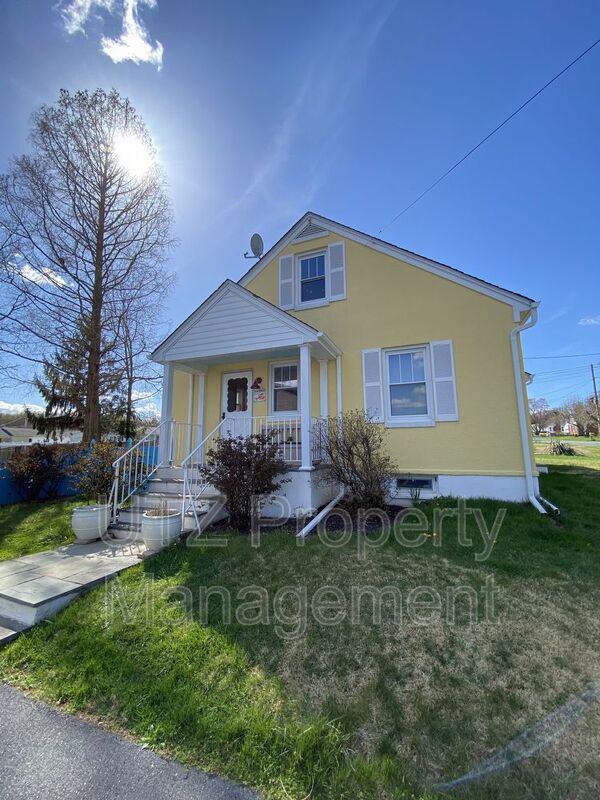 1023 Grandview Ave - Photo 2 of 16