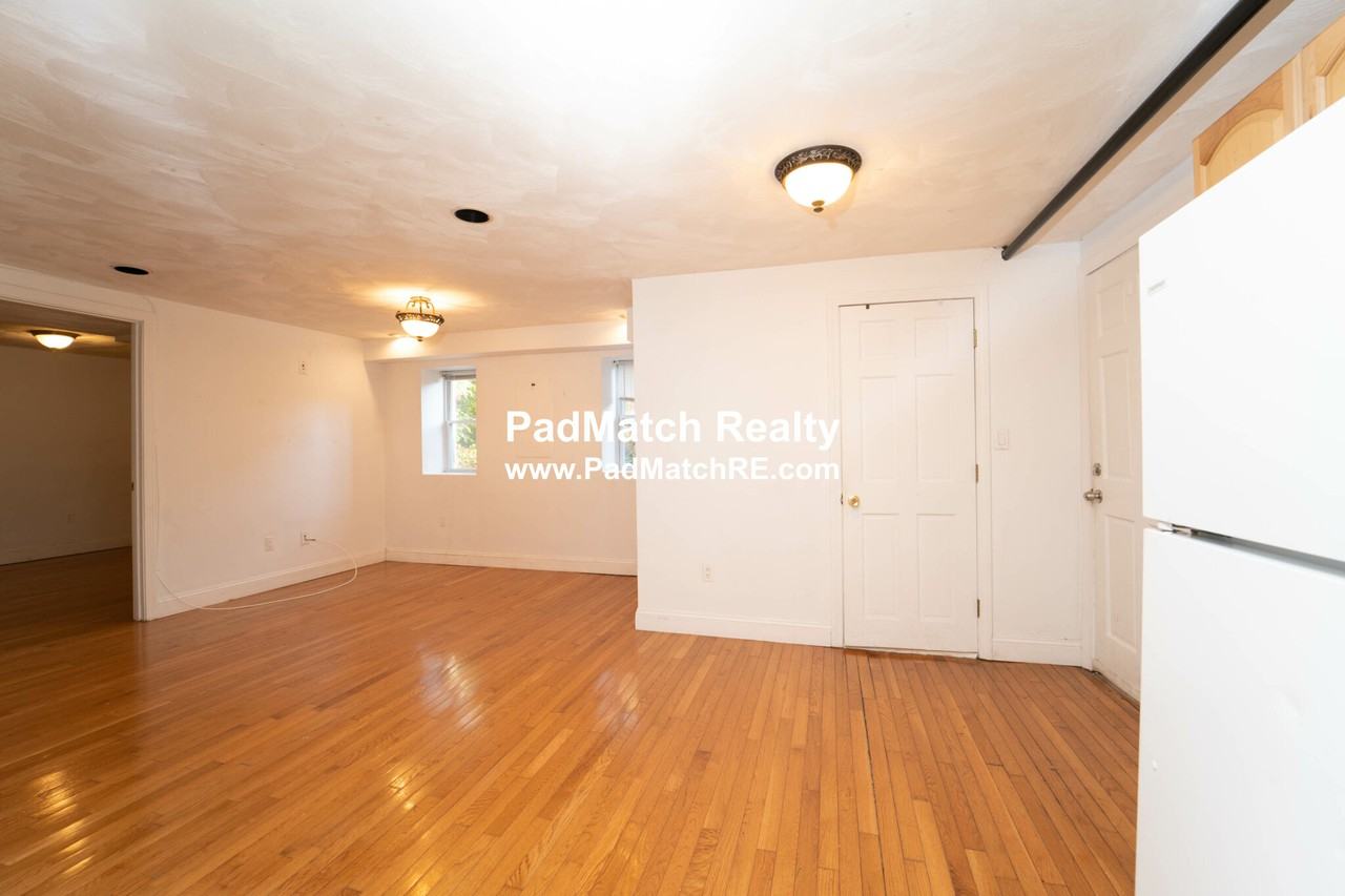 1779 Commonwealth Ave #B1 - Photo 2 of 17
