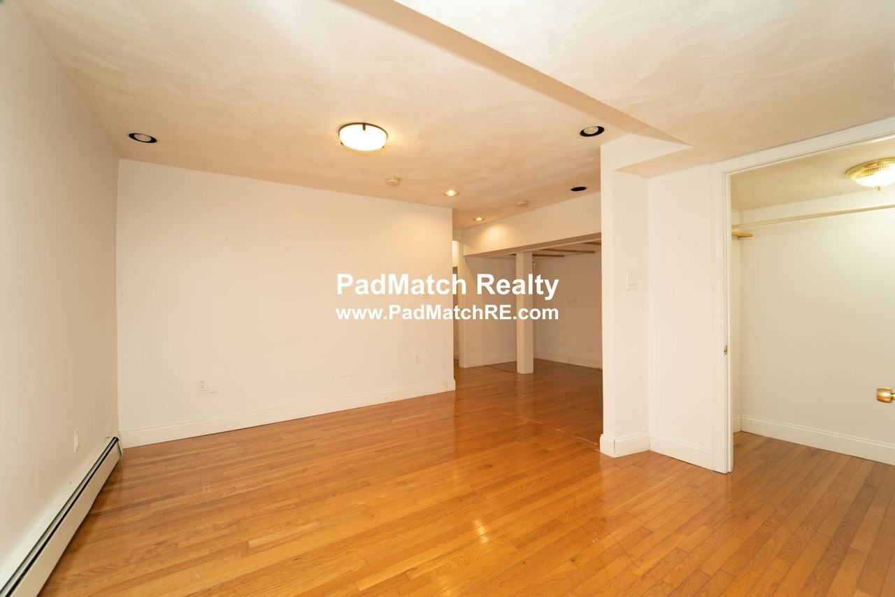 1779 Commonwealth Ave #B1 - Photo 7 of 17
