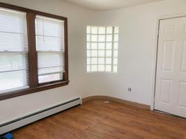featured image of 1112 E 5th St #1112