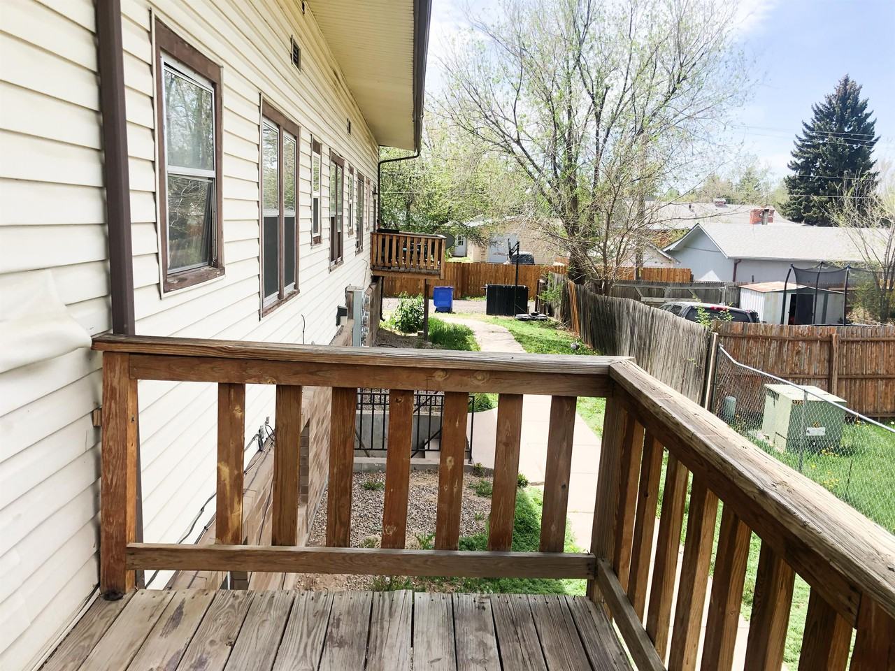 1112 E 5th St #1112 - Photo 6 of 27