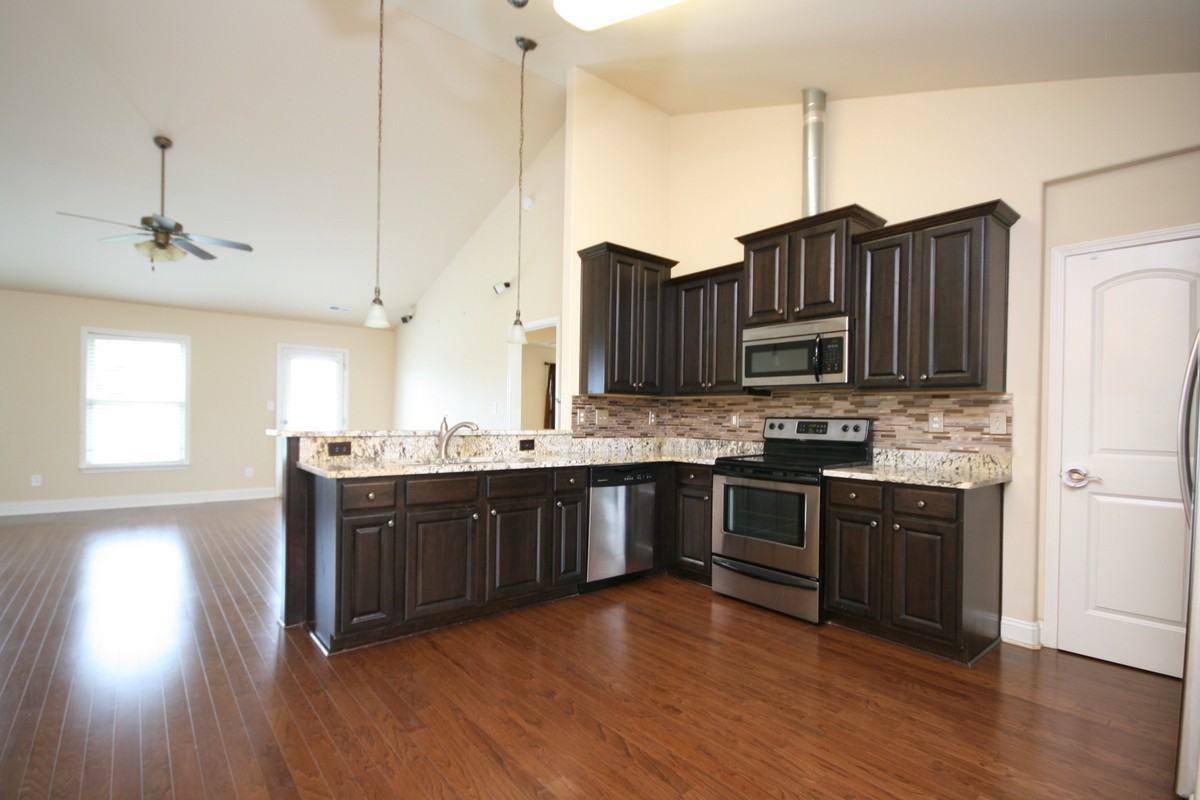 228 Grantham Cir #1 - Photo 3 of 20