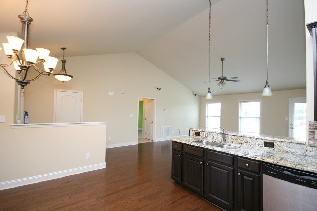 228 Grantham Cir #1 - Photo 4 of 20