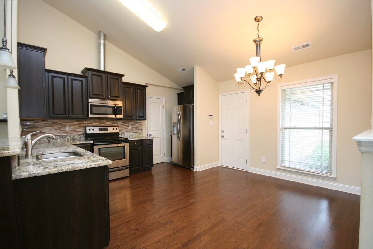 228 Grantham Cir #1 - Photo 7 of 20