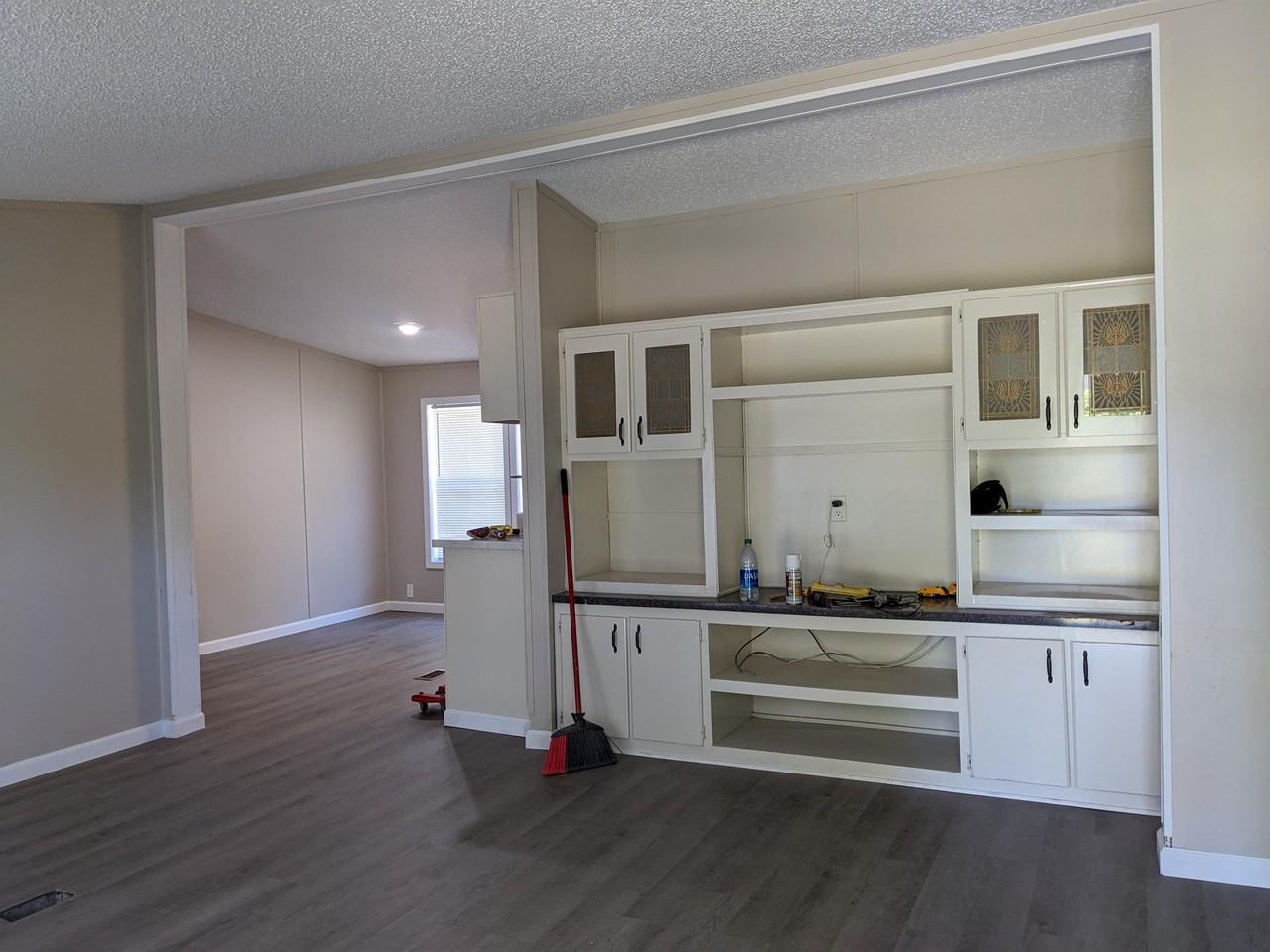 716 Scott Dr #1 - Photo 3 of 15