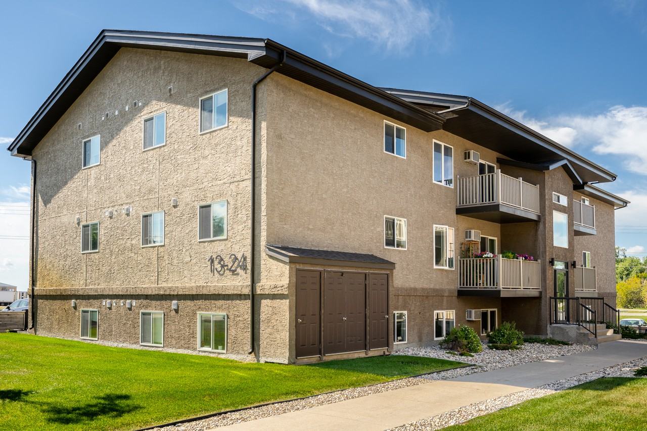 Oakdale Towers Apartments 59 Oakdale Dr, Blumenort, MB R0A None Zumper