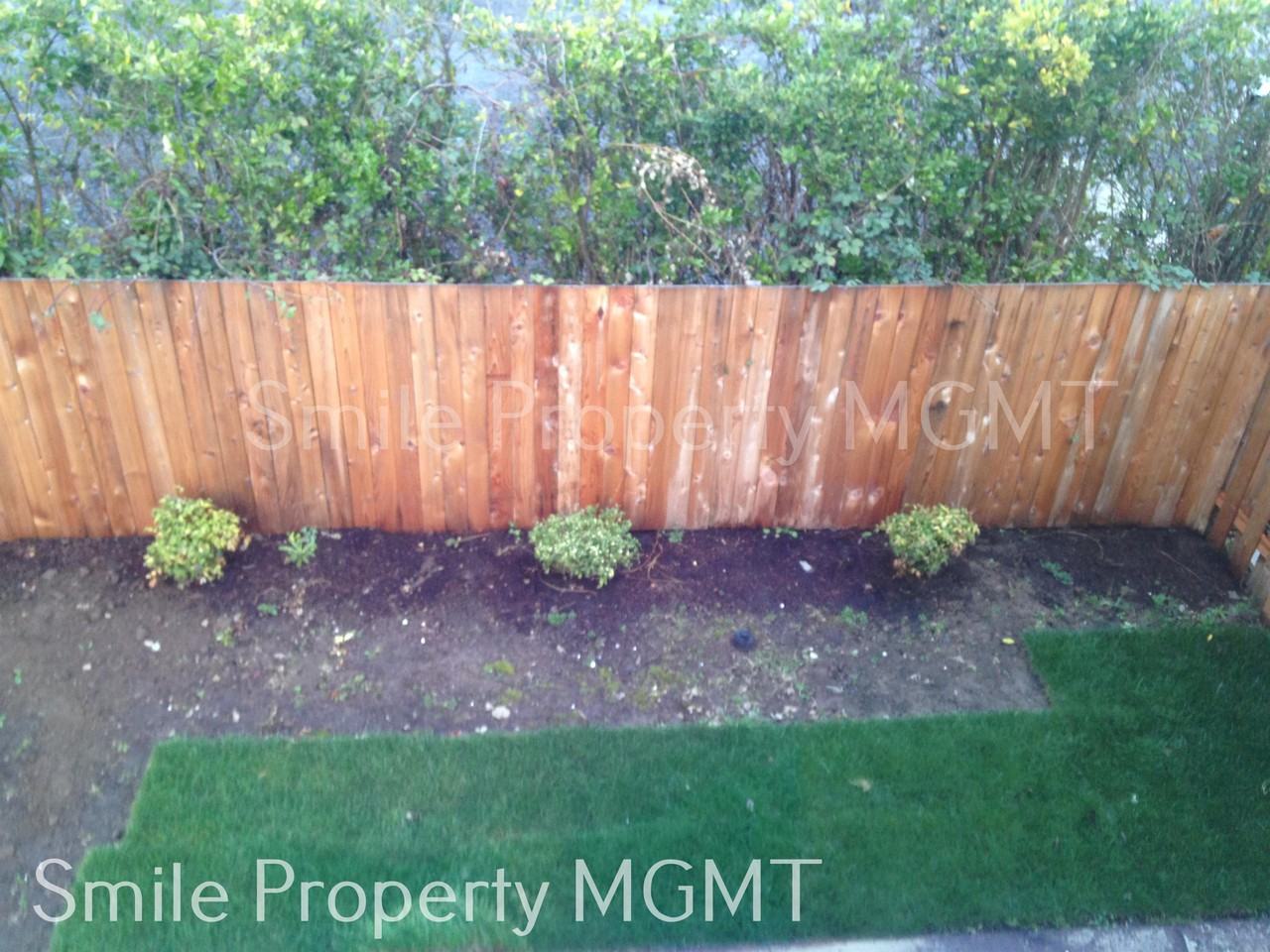 19414 Se River Rd #1 - Photo 2 of 14