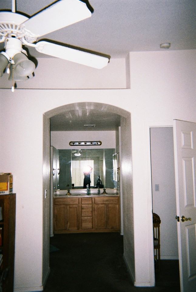 3211 E Katherine Dr - Photo 3 of 13