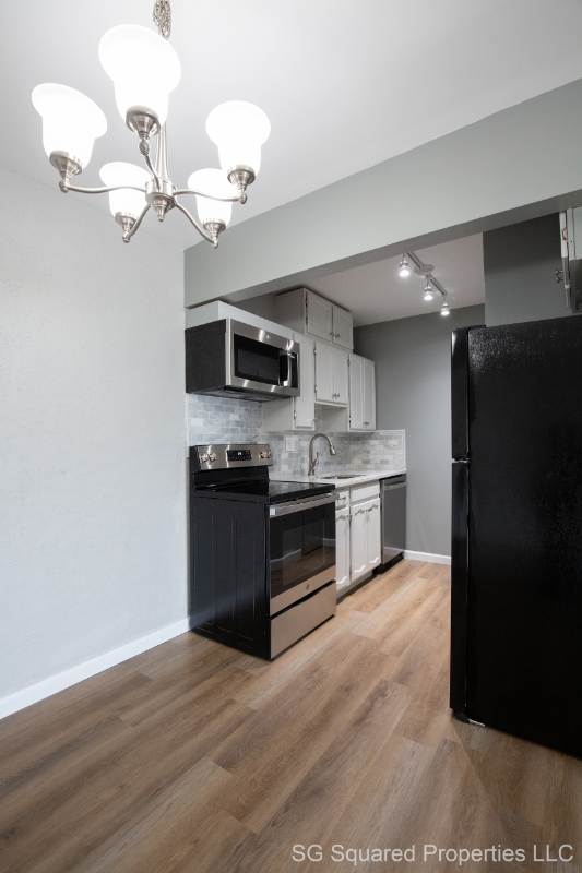 803 Plate St #210 - Photo 2 of 12