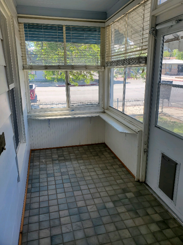 375 Pavilion St - Photo 3 of 17