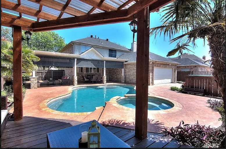 2313 Dana Dr - Photo 3 of 16