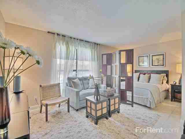 Woodridge at Carrollwood Apartments - Photo 3 of 9