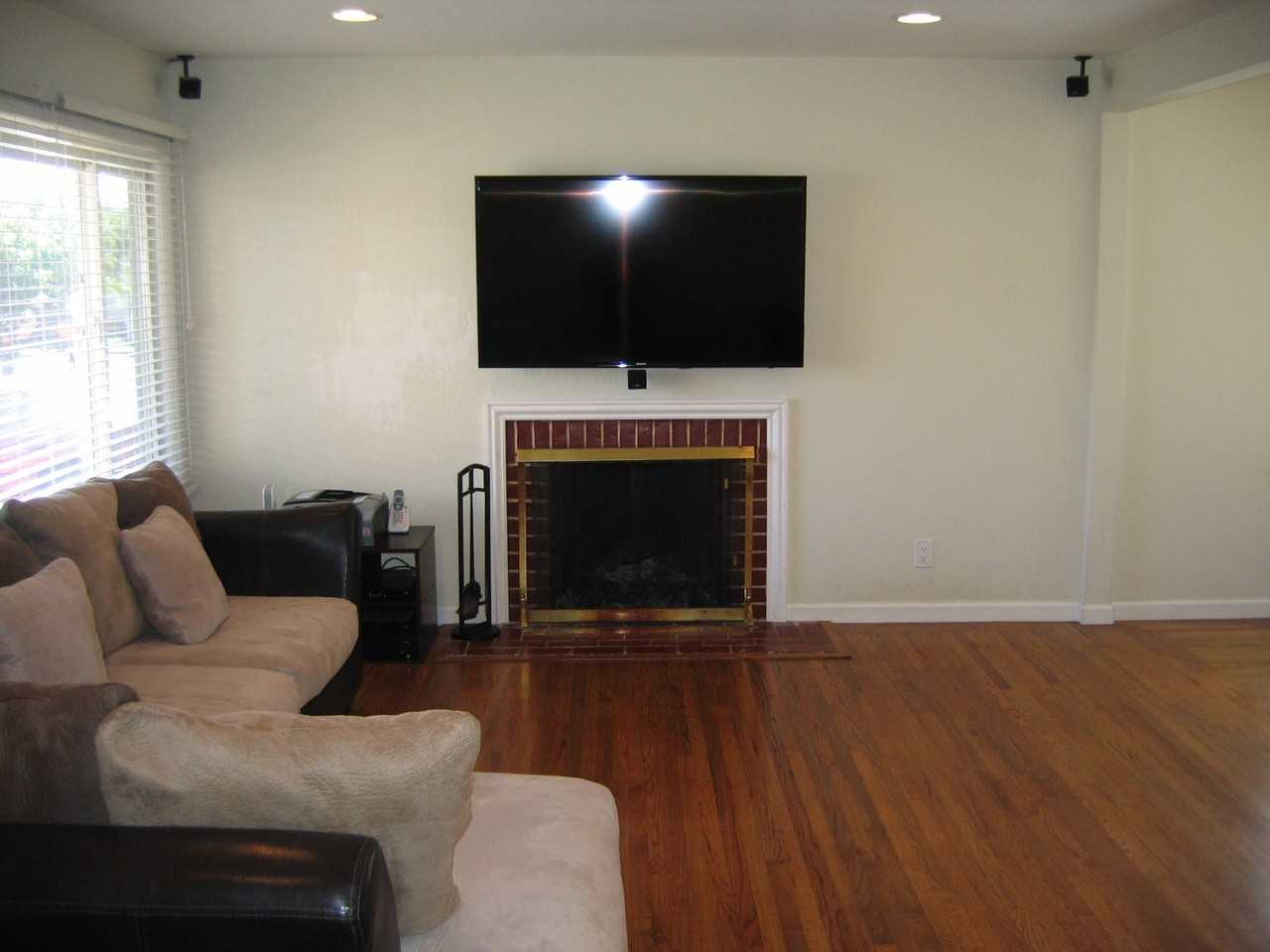 103 Mulberry Avenue - Photo 2 of 11