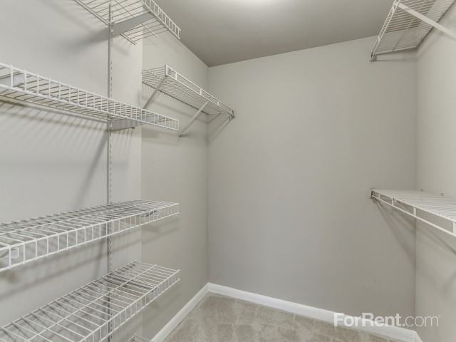 Avana Alexandria - Photo 2 of 17