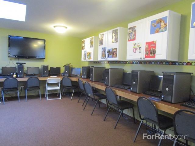 Evergreen Vista - Photo 3 of 16