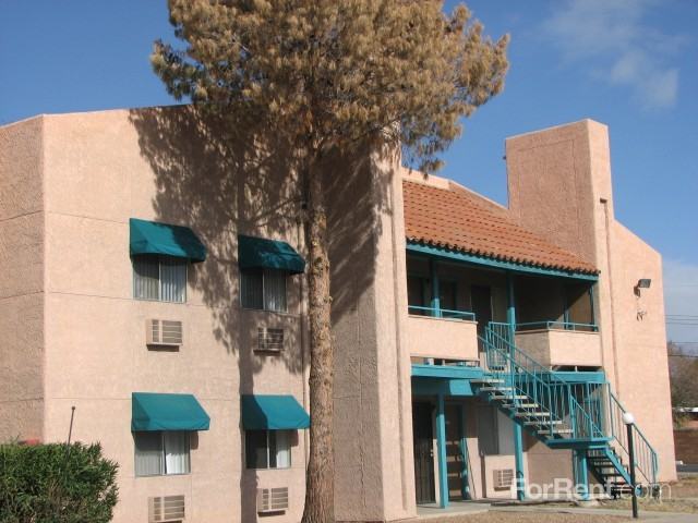 Casa Del Norte - Photo 3 of 7