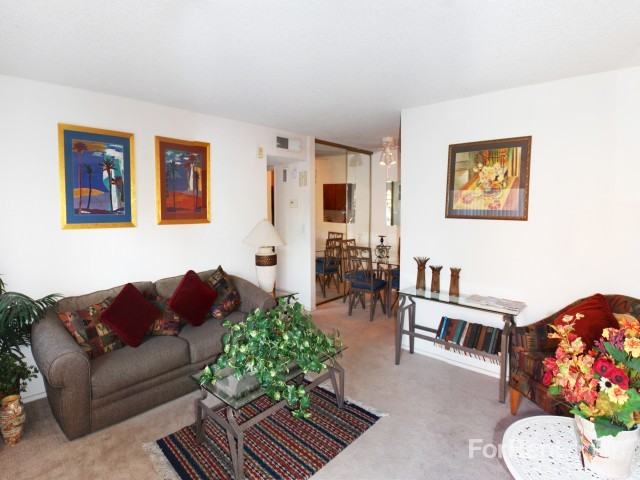 Grand View - Photo 2 of 17