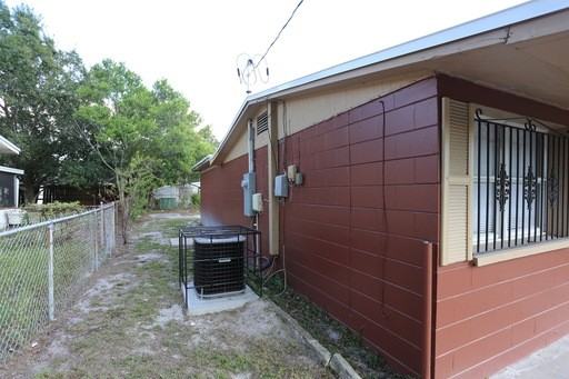 3401 Cord St - Photo 2 of 6