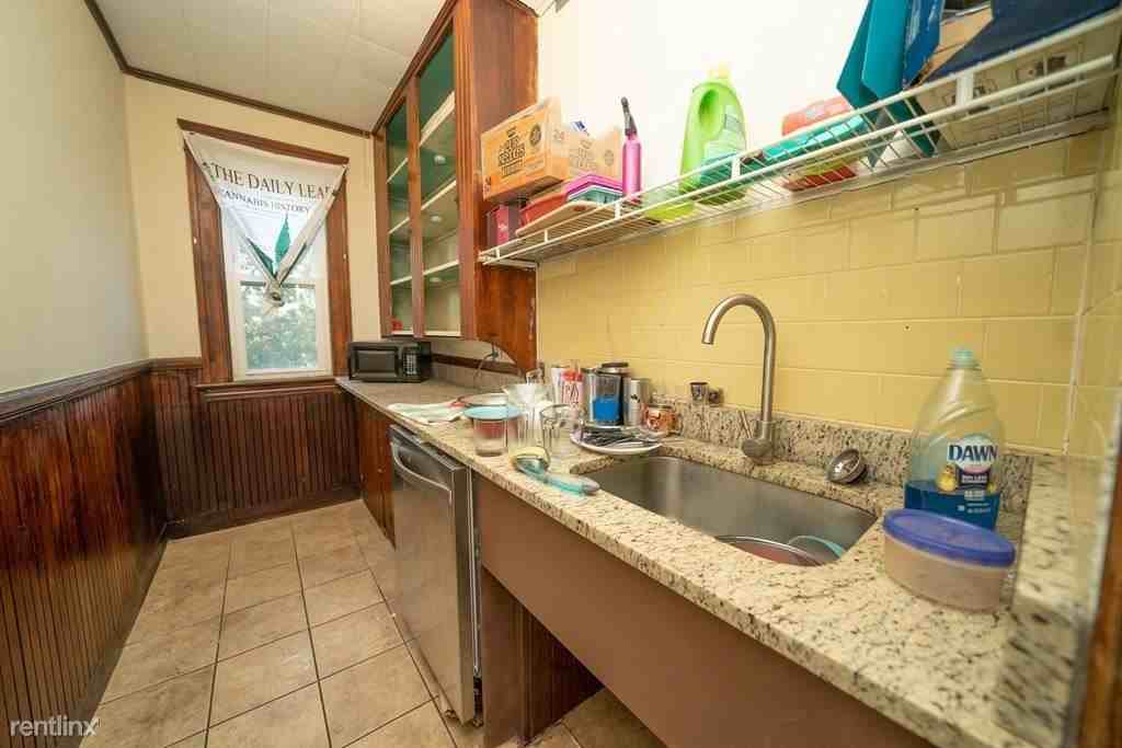 10 Agawam St - Photo 3 of 11