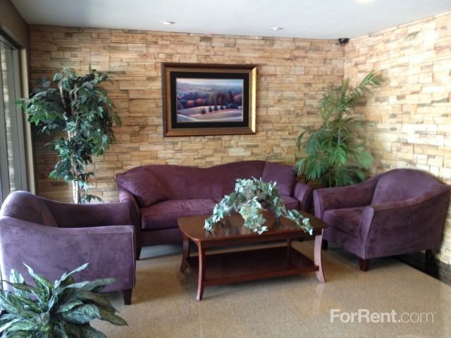 Oak Ridge Apartments - Photo 2 of 21