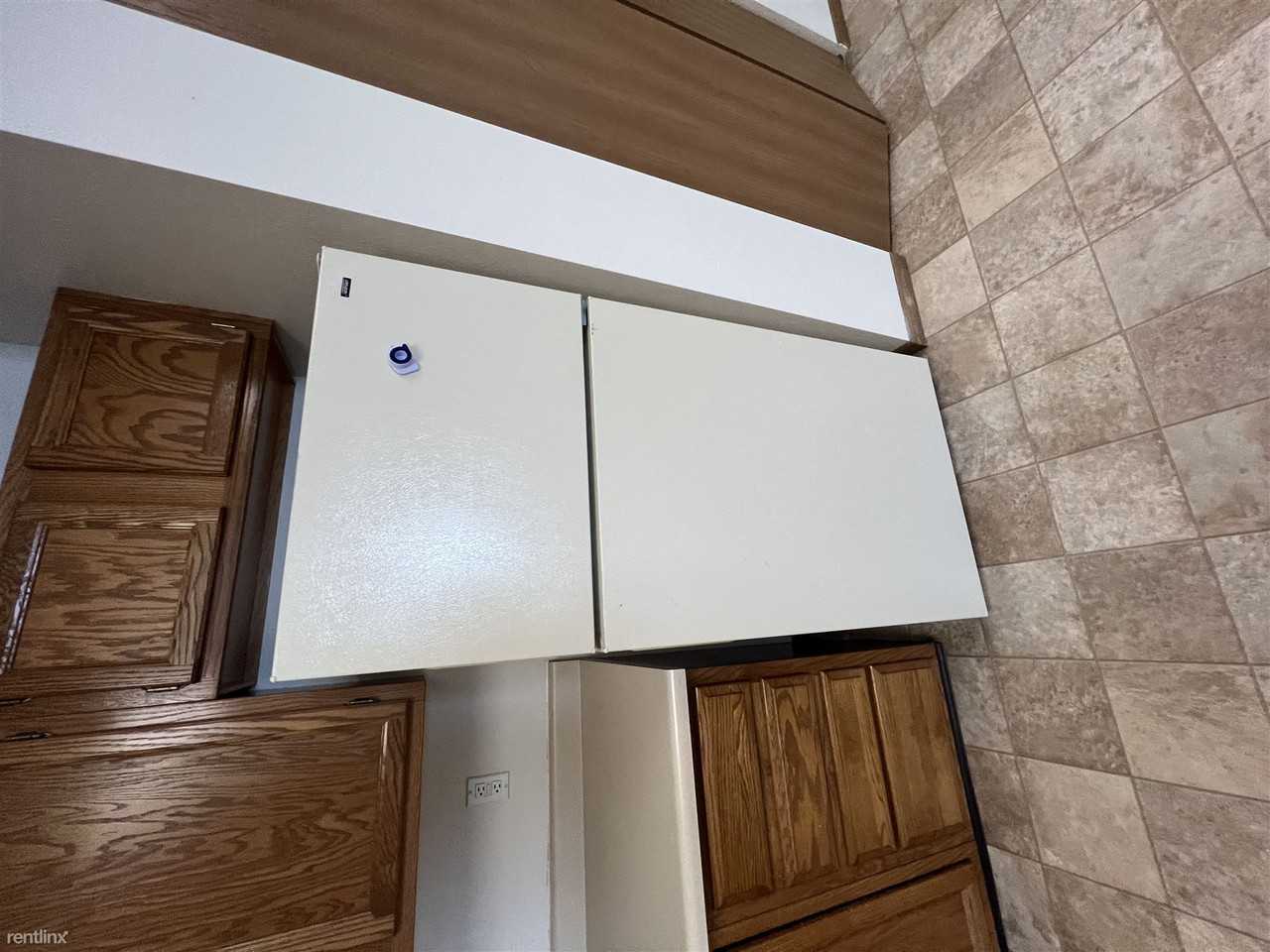 125 6th St SW - Photo 3 of 7