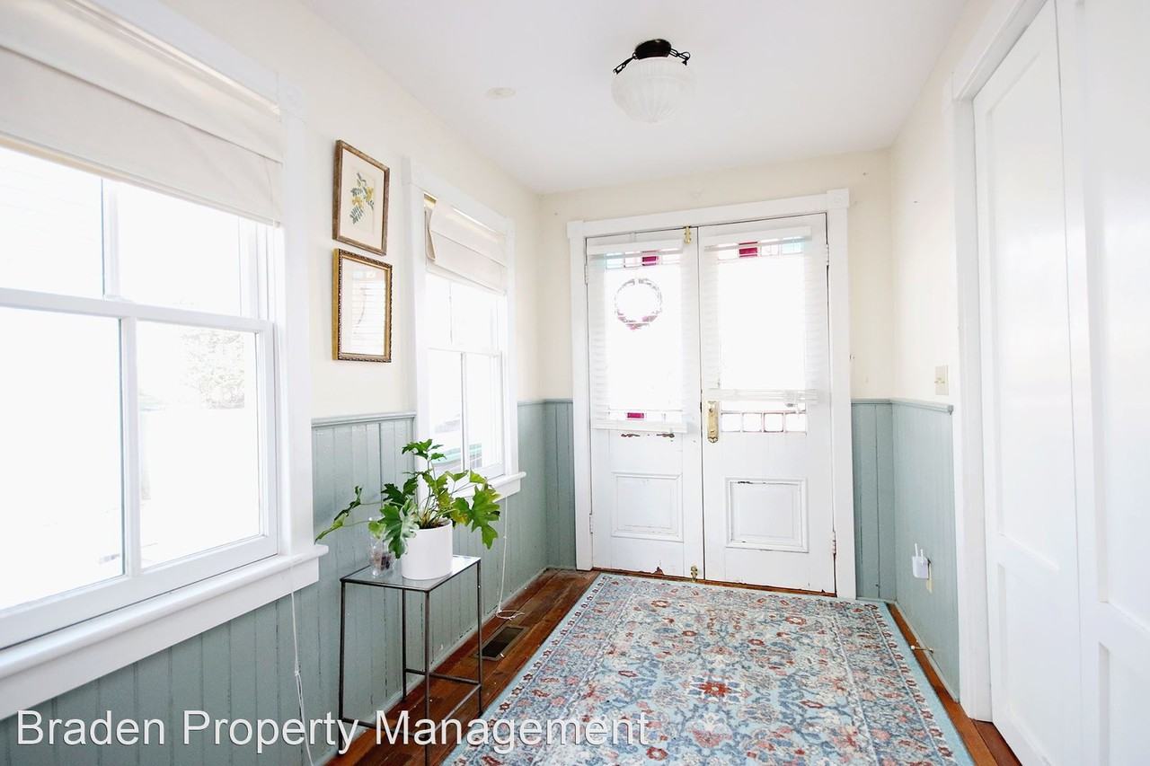 802 Nalle St - Photo 3 of 17