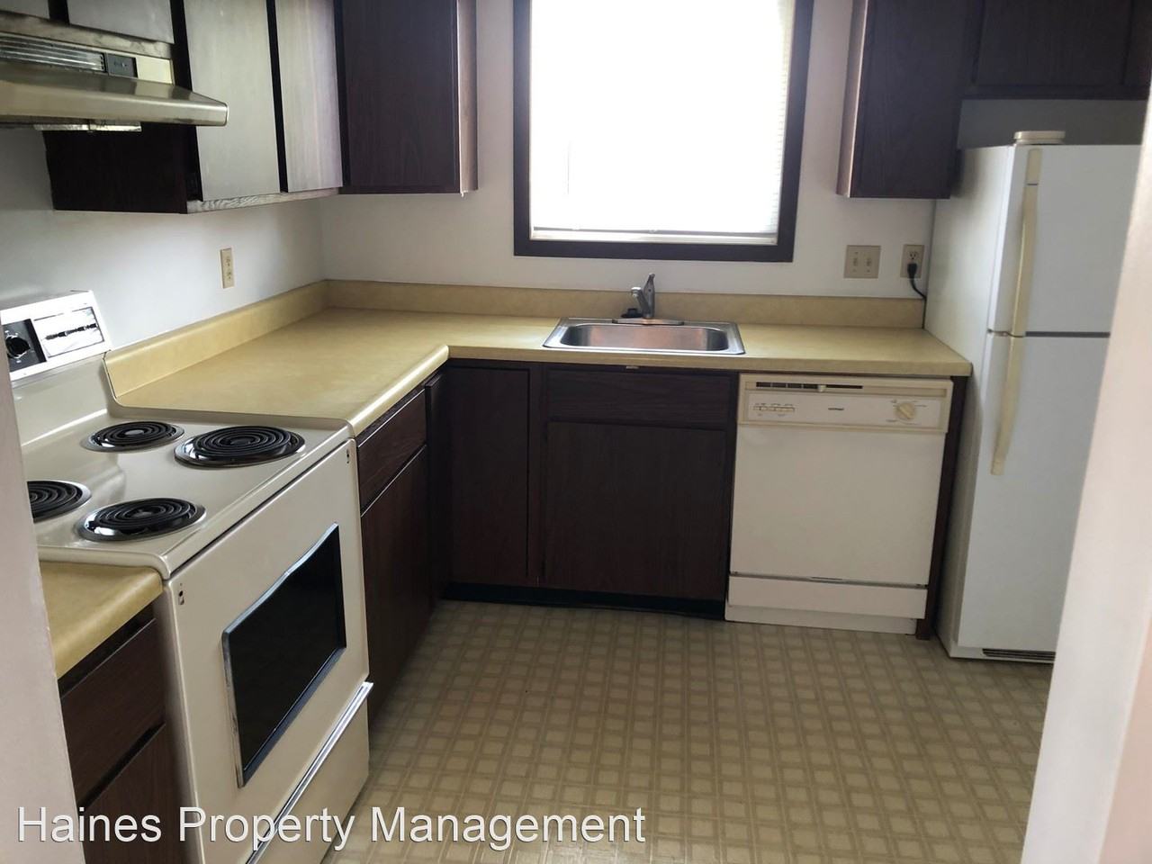 705 Stucky St - Photo 3 of 8