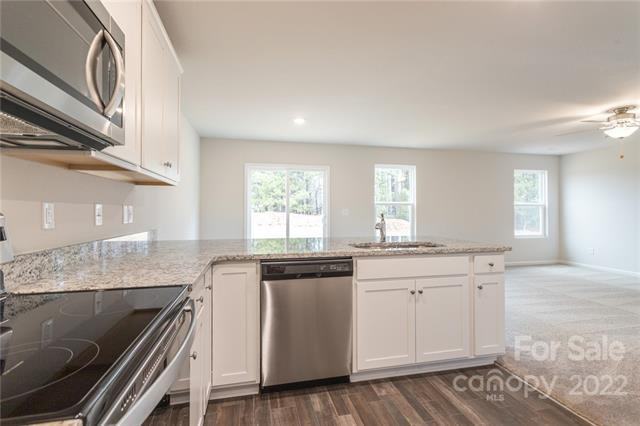 8016 Derby Woods Ln - Photo 3 of 17