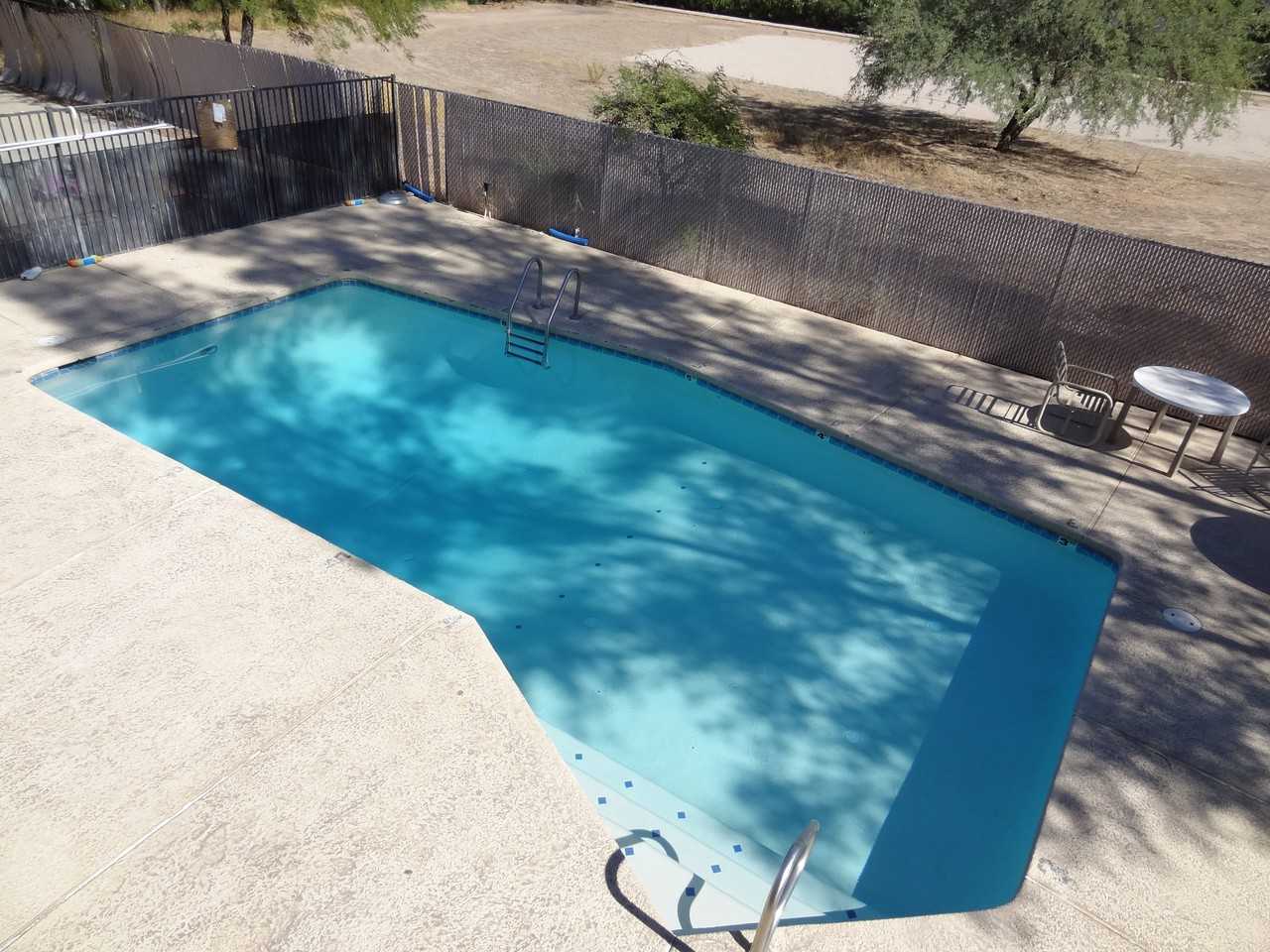 1620-1624 N Beverly Ave - Photo 2 of 3