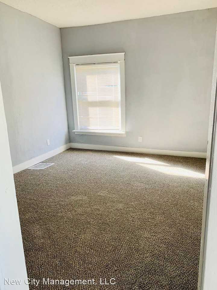 3401 E 28th St - Photo 2 of 30