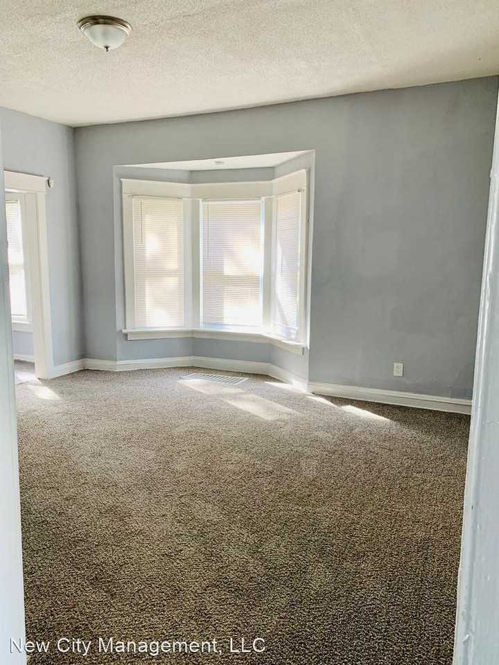 3401 E 28th St - Photo 3 of 30