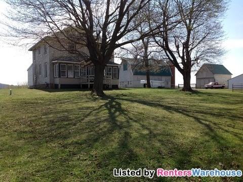 401 Railway St S - Photo 2 of 11