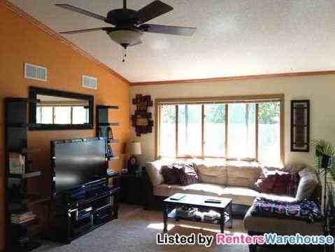 18295 Elkwood Ave - Photo 2 of 13