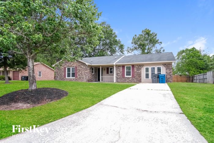 110 Totem Ct - Photo 2 of 15