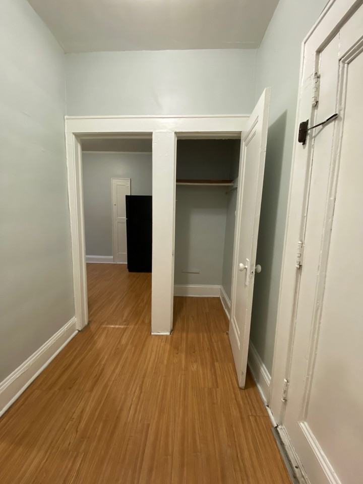 181 Madison St Apt C5 #C5 - Photo 6 of 7