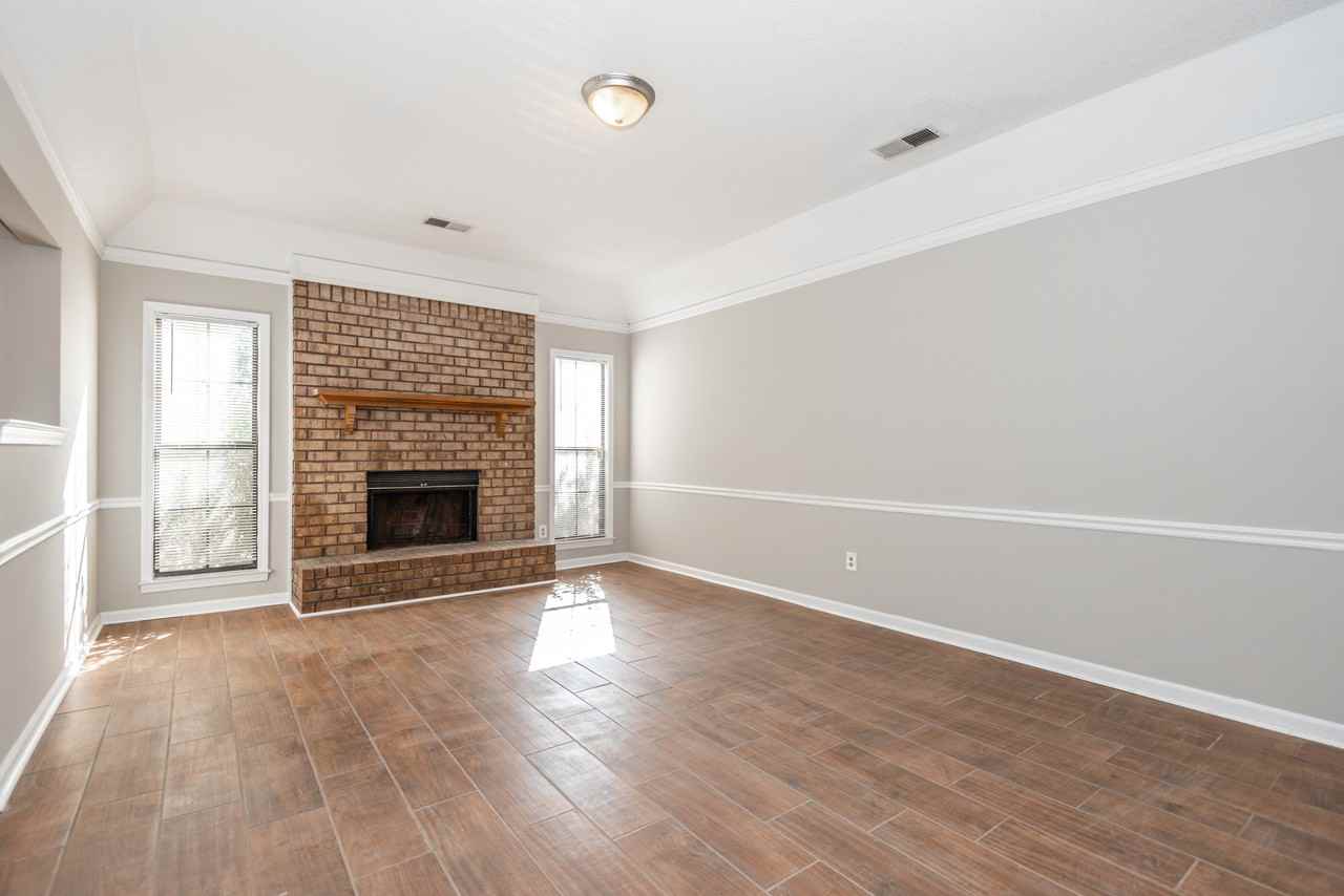 6620 Stockport Dr #1 - Photo 5 of 26