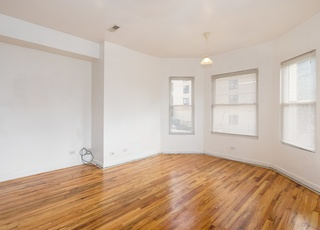 3806 W Washington Blvd #1E - Photo 2 of 10