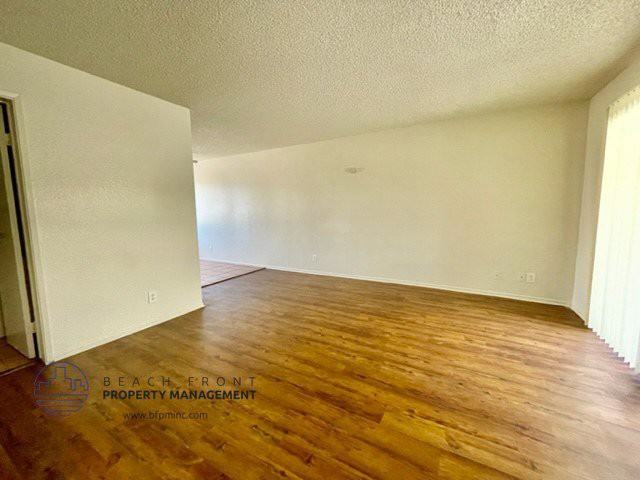 4609 W. 159th St. - Photo 2 of 18