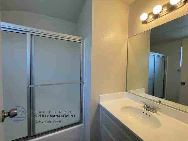 4609 W. 159th St. - Photo 4 of 18