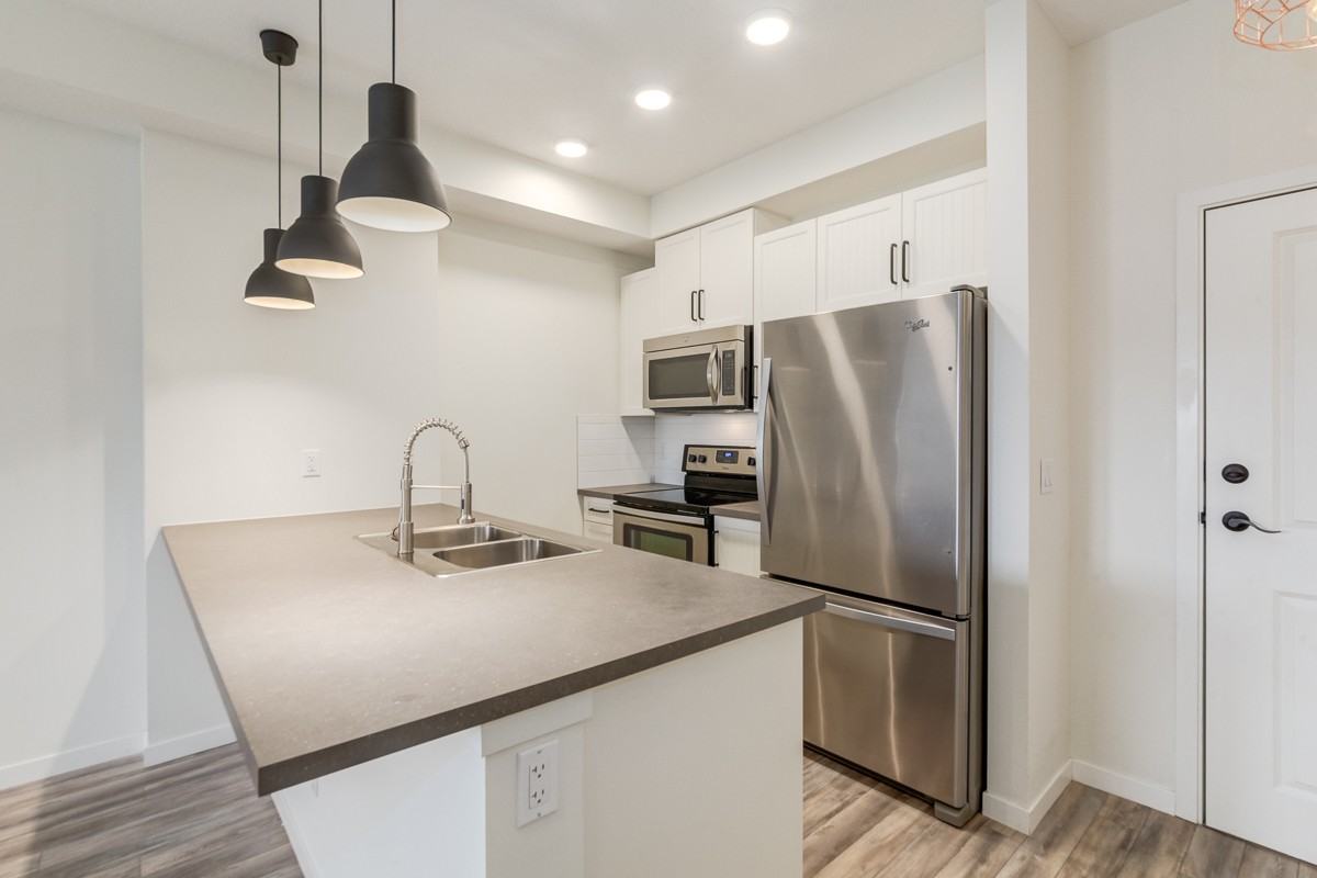 10 Mahogany Mews Southeast #203 - Photo 3 of 18