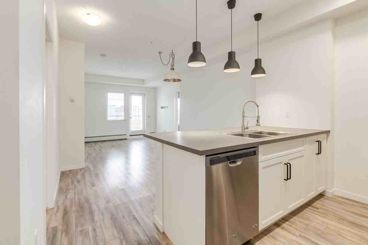 10 Mahogany Mews Southeast #203 - Photo 2 of 18