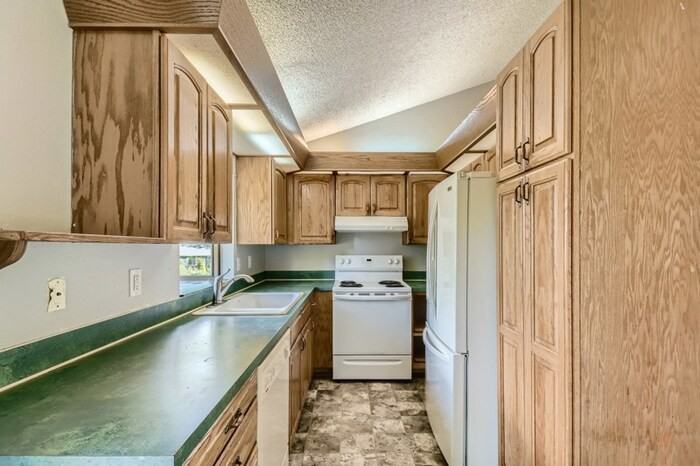 2615 Sw 335th Ct - Photo 2 of 12
