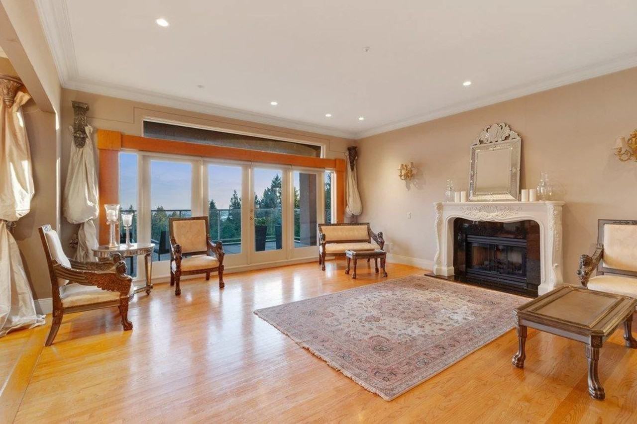 1482 Chippendale Road - Photo 3 of 15