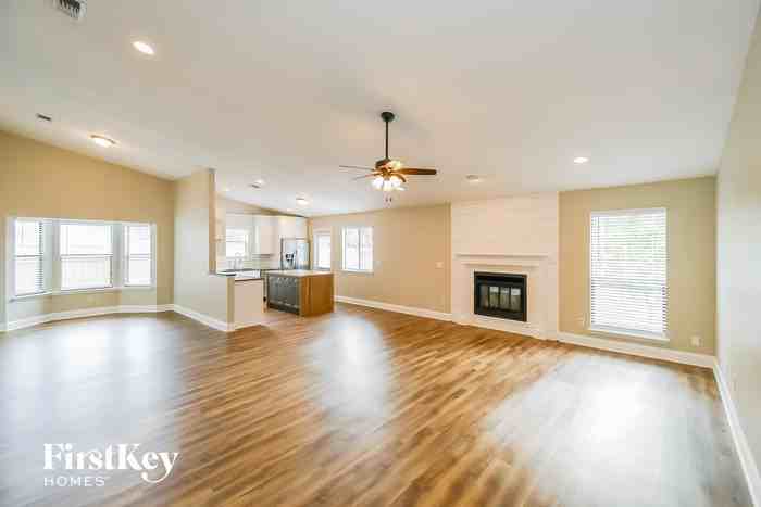 1746 Tiffany Pines Cir W - Photo 3 of 15